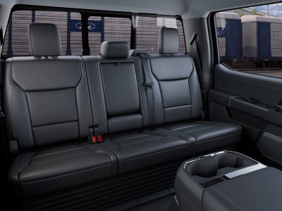 2027 Ford Super Duty F-350® Lariat®