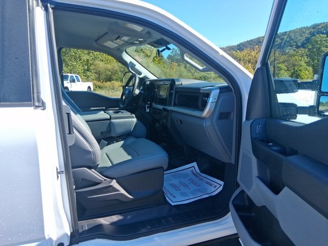 2026 Ford Super Duty F-250 SRW Base