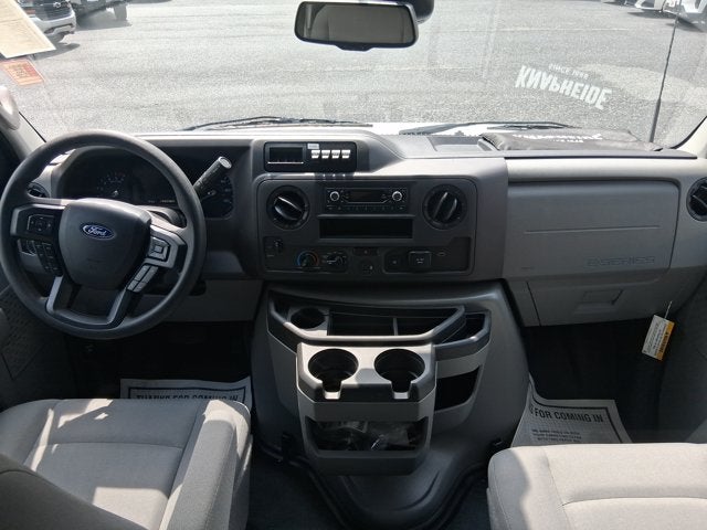 2026 Ford E-Series Cutaway E-350 SRW