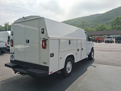 2026 Ford E-Series Cutaway E-350 SRW