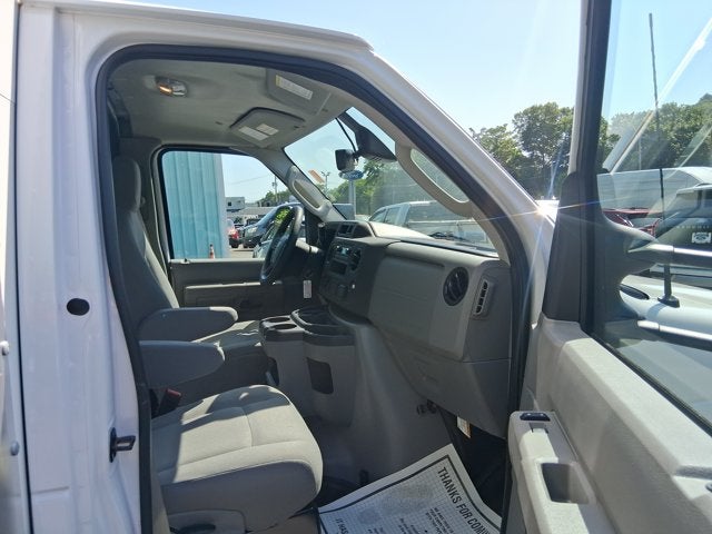 2026 Ford E-Series Cutaway E-450 DRW
