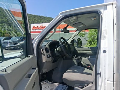 2026 Ford E-Series Cutaway E-450 DRW