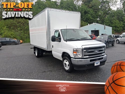 2026 Ford E-Series Cutaway E-450 DRW