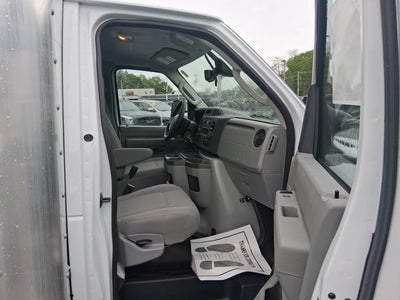 2026 Ford E-Series Cutaway E-450 DRW