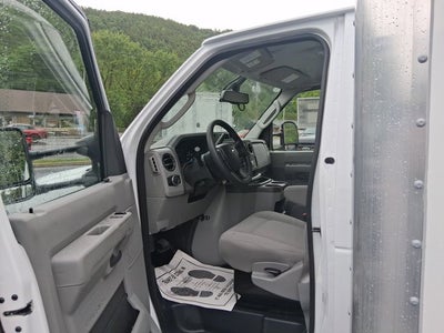 2026 Ford E-Series Cutaway E-450 DRW