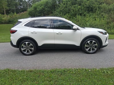 2023 Ford Escape Platinum