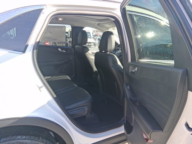 2026 Ford Escape Platinum