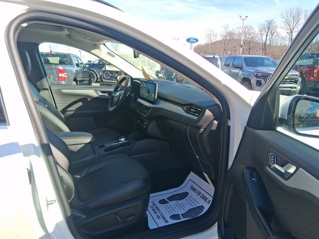 2026 Ford Escape Platinum