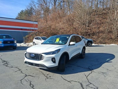 2026 Ford Escape Platinum