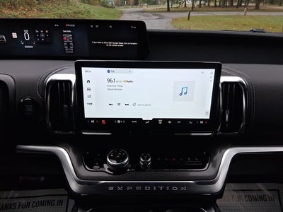 2027 Ford Expedition Max Platinum