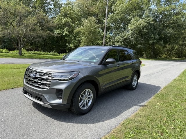 2027 Ford Explorer Active w/200A Pkg