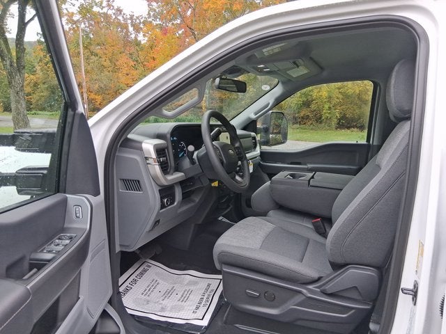2027 Ford Super Duty F-250 SRW XLT