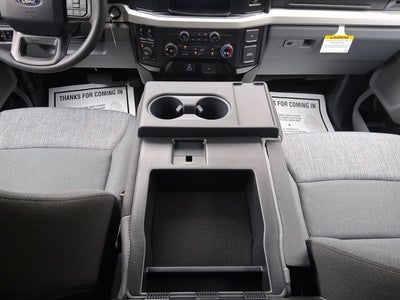 2027 Ford Super Duty F-250 SRW XLT