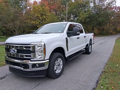 2027 Ford Super Duty F-250 SRW XLT