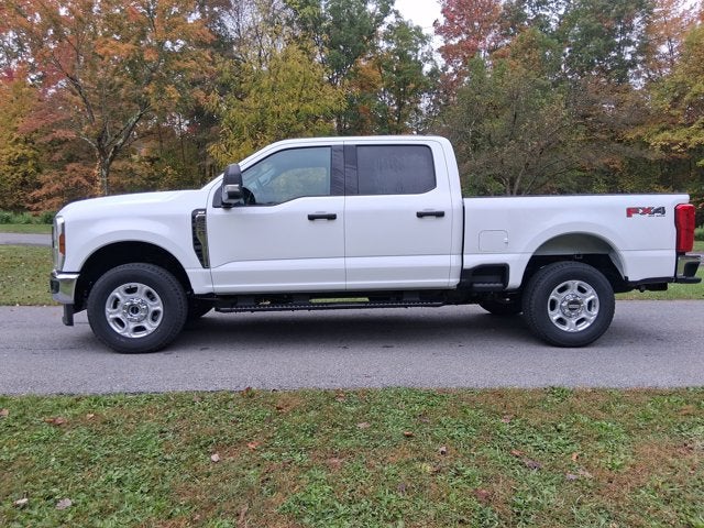 2027 Ford Super Duty F-250 SRW XLT