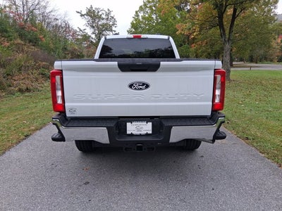 2027 Ford Super Duty F-250 SRW XLT