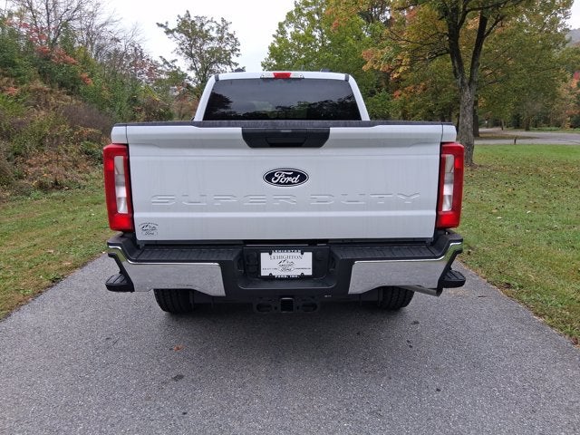 2027 Ford Super Duty F-250 SRW XLT