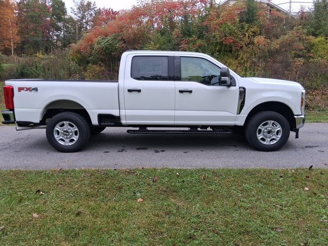 2027 Ford Super Duty F-250 SRW XLT