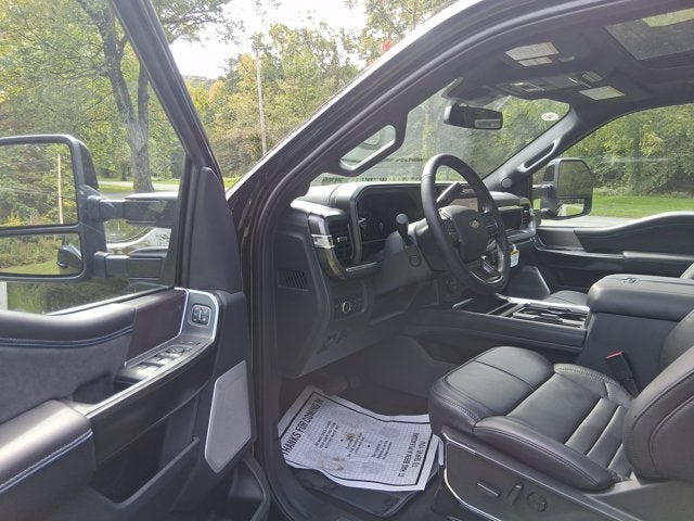 2027 Ford Super Duty F-250 SRW Platinum