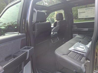 2027 Ford Super Duty F-250 SRW Platinum