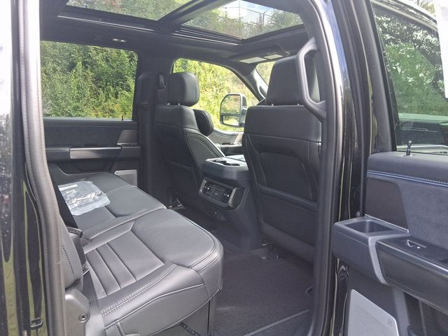 2027 Ford Super Duty F-250 SRW Platinum