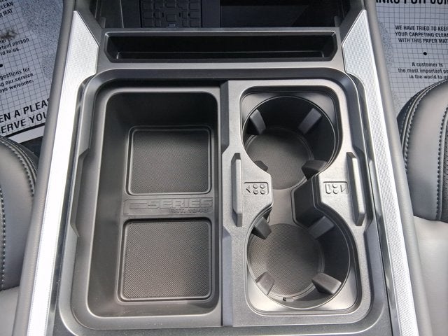 2027 Ford Super Duty F-250 SRW Platinum