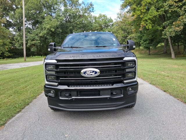 2027 Ford Super Duty F-250 SRW Platinum