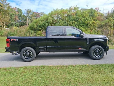 2027 Ford Super Duty F-250 SRW Platinum