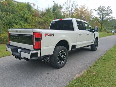 2027 Ford Super Duty F-350 SRW Platinum