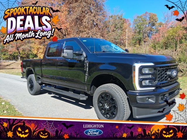 2027 Ford Super Duty F-350 SRW F-350® Lariat®