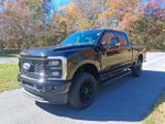 2027 Ford Super Duty F-350 SRW F-350® Lariat®