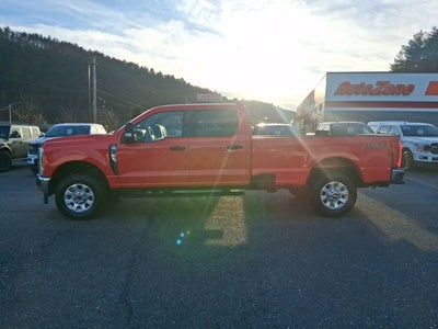 2024 Ford Super Duty F-350 SRW XLT