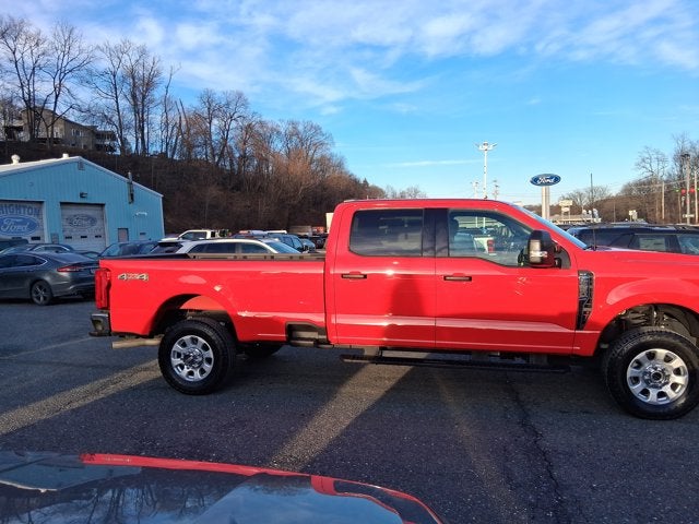 2024 Ford Super Duty F-350 SRW XLT