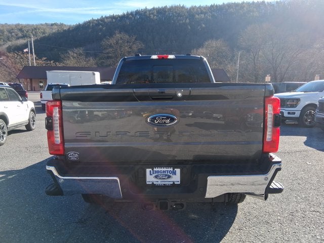 2026 Ford Super Duty F-350 SRW LARIAT