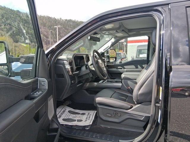 2026 Ford Super Duty F-350 SRW F-350® Lariat®