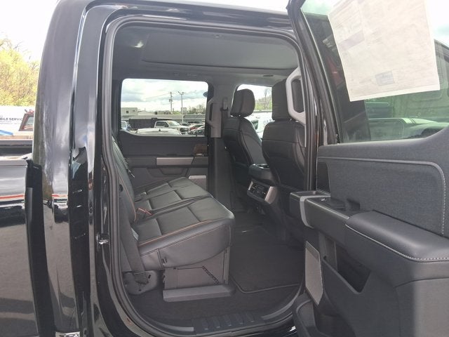 2026 Ford Super Duty F-350 SRW F-350® Lariat®