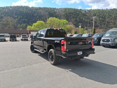 2026 Ford Super Duty F-350 SRW F-350® Lariat®