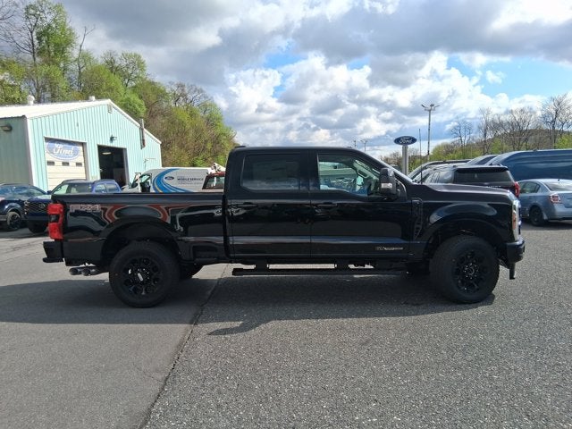 2026 Ford Super Duty F-350 SRW F-350® Lariat®