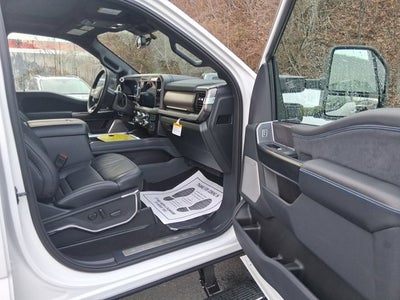 2026 Ford Super Duty F-450 DRW F-450® Platinum®