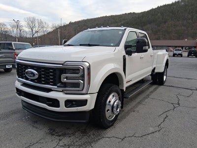 2026 Ford Super Duty F-450 DRW F-450® Platinum®