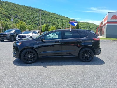 2022 Ford Edge ST-Line