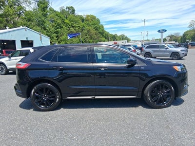 2022 Ford Edge ST-Line
