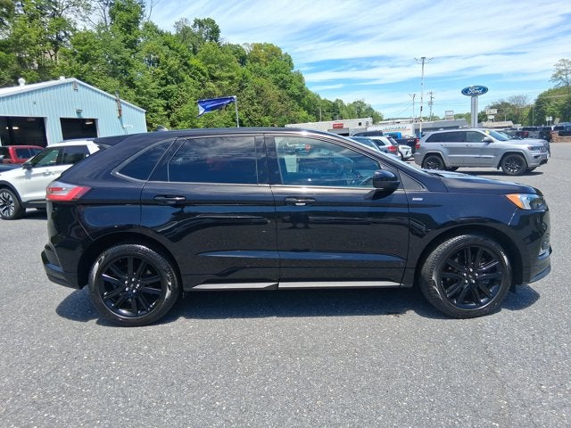 2022 Ford Edge ST-Line