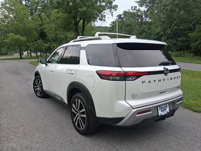 2025 Nissan Pathfinder Platinum